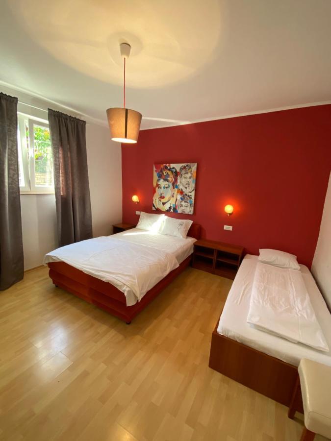 Apartmani Lu Biograd Na Moru Kültér fotó