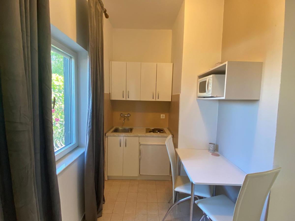 Apartmani Lu Biograd Na Moru Kültér fotó